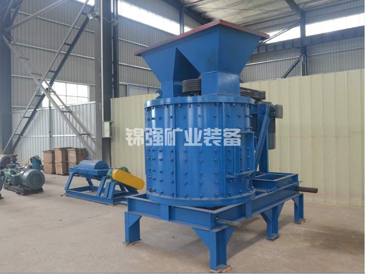 立式粉碎機(jī)
