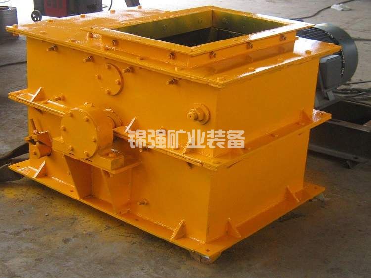 環(huán)錘破碎機(jī)