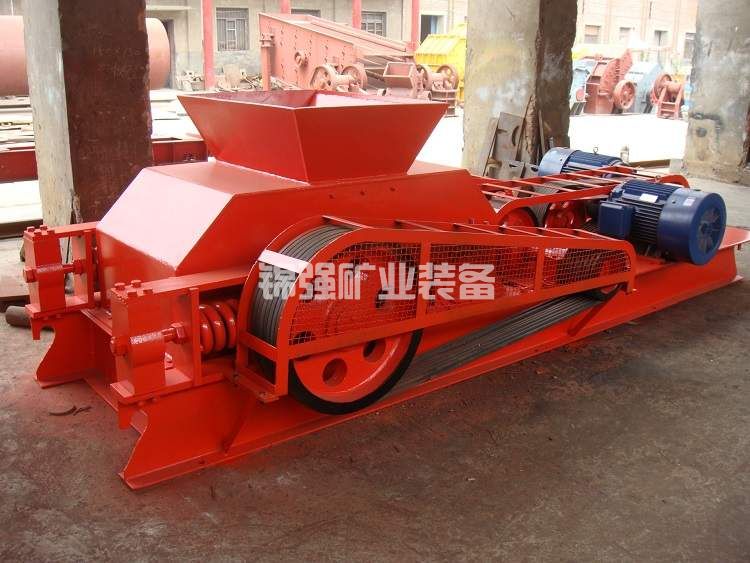 齒輥破碎機(jī)