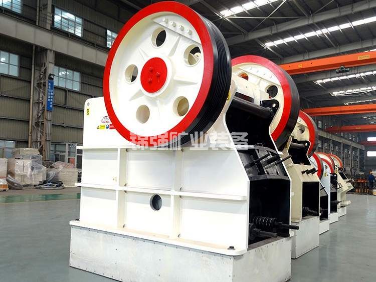 歐版顎式破碎機(jī)