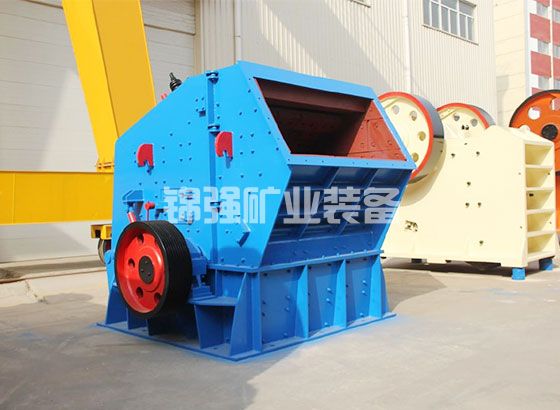 立式?jīng)_擊式破碎機特點(圖2)